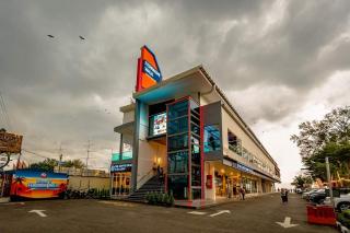 Deluxe VIP Seaview Batu Ferringhi 1503 - 3 Rooms - 2