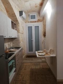 VIA MAGNO - Monopoli - 8