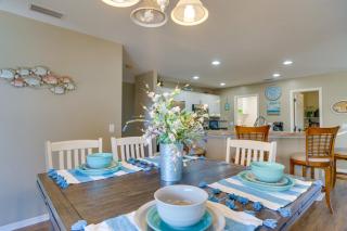 Cape Coral home with Saltwater Pool and Lanai! - North Fort Myers - 2