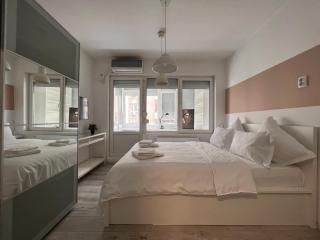 Pearl Center - 2BDR - Bucharest - 8