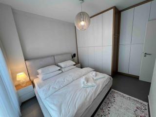 Mozart House - Spacious Luxury Apartment - Heart of the City - Tirana - 4
