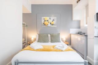 Studio 2 - Comfortable Twin Retreat for a Relaxing Stay - 7