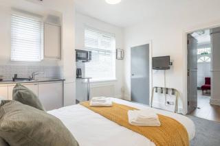 Studio 2 - Comfortable Twin Retreat for a Relaxing Stay - 6