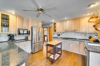 New York Retreat - Furnished Deck and Mountain Views - Lanesville - 1