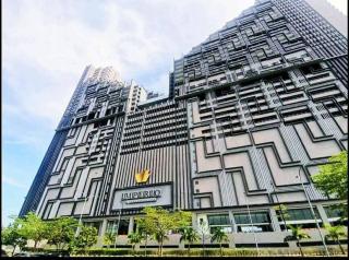 AmazingSkyBlueSuite•OwnBathtub - 2