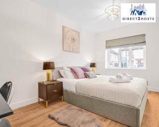 Stylish Two Bedroom Apartments by Direct2hosts Short Lets West London Oasis With Workspace & Long Stays - 7