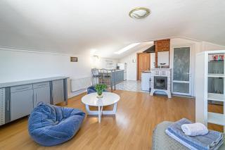 Artist Apartment with city view - Kaunas - 4