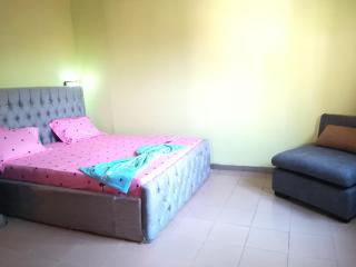 Studio meublé Yaoundé Centre ville - 3