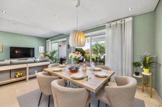 Luxury Villa in Serene Location with Pool & Private Garden - Quarteira - 9