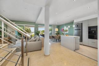 Luxury Villa in Serene Location with Pool & Private Garden - Quarteira - 5