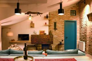 Magic Attic in Historical House - Tbilisi - 9