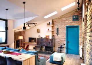 Magic Attic in Historical House - Tbilisi - 8