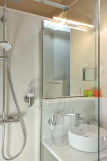 White cycladic town house with sea vew - 3