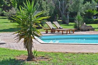 Luxurious Sunny Villa near the beach with a pool - Sane - 6