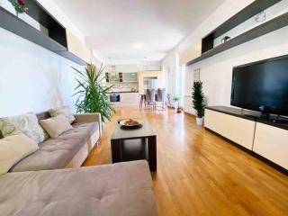 Azzaro apartment with two bedrooms - Bežanija - 3