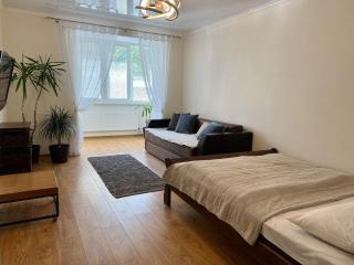 New Apartment "Family Estate" - Kamianets-Podilskyi - 0