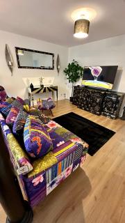 Stylish & Cosy - Flat 6, Osborne Road - Pontypool - 8