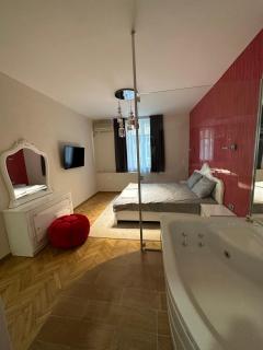 Lux apartments Top center - 7