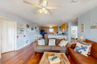 Captain's Quarters - 2