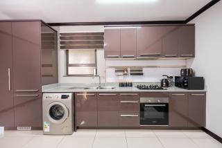 Fully furnished apartment. - Sandton - 6