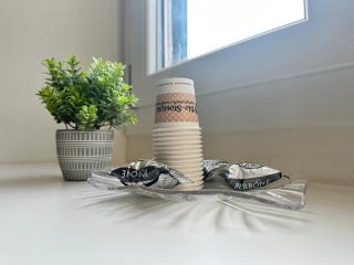 Clyde Large Suite - 3