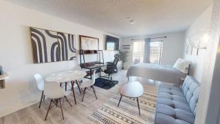 Upscale and Modern Ocean View Queen Suite!- Sea Mist 50707 - Myrtle Beach - 0