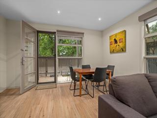 Central Shepparton Apartments - 2