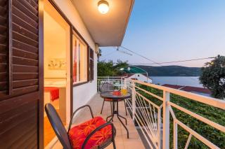 Apartments by the sea Poljica, Trogir - 21041 - 3