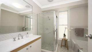 Superb Family Beach House - Pearl Beach - 1