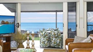 Beachfront Beauty - Pet Friendly - 8