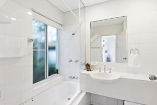 Quarterdeck 18 - Lennox Head - 5