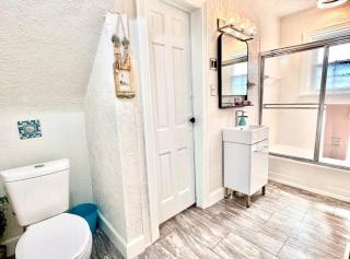 Trestle Creeks Original Farmhouse - 5