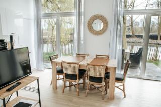 Trendy chalet aan visvijver - Hamme - 1