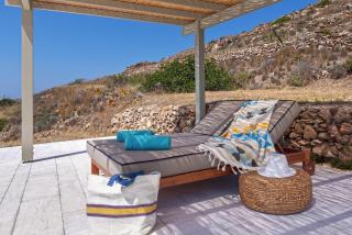 Syros Grace eco-Villa with Jacuzzi & Stuning Views - Ano Syros - 3