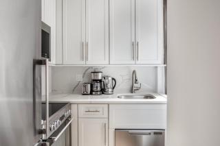 Midtown East 1br w gym wd nr Grand Central NYC-1109 - 4