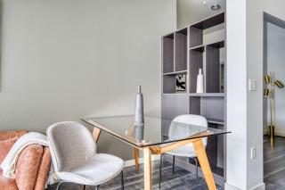 First Hill 1br w gym roof lounge nr Pioneer Sq SEA-536 - 5