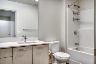 First Hill jr 1br w rooftop gym nr park SEA-583 - 1