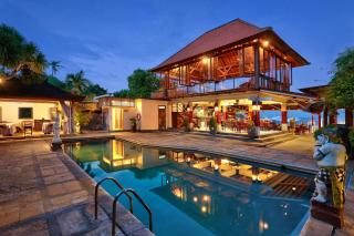 Respati Beach Hotel - Sanur - 2