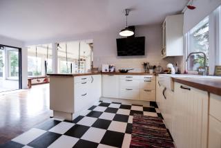 Spacious 3 Bedroom Family Oasis with Sauna, 20 min from Warsaw - Piaseczno - 8