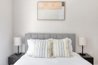 Melrose 2BR w Gym Pool nr Walk of Fame LAX-723 - 3