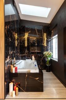 ARISTO Jacuzzi Hotel - Lviv - 2