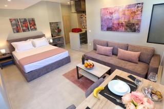 Mirma Halepa superior studio - 6