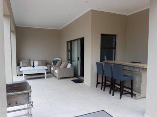 4 Bedroom house with lovely sea views. - Ballito - 5