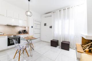 Cozy Luxury Apartment 2 In The Center Of Heraklion - Heraklion - 3