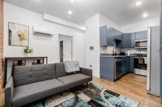 The Broad Cozy Affordable Luxury in Downtown - Columbus - 7