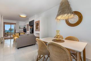 LA GOLA APARTMENT, First-line Beachfront, Newly Refurbished - Port de Pollença - 1