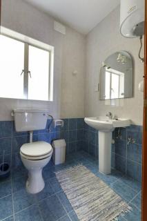 Standard 3 bedroom Balluta Bay (7) - 4