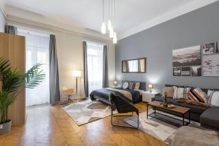 Spacious & Cozy Downtown Apartment with Balcony - Budapest - 8