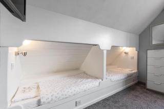 City home with parking and garden- pet friendly - 3
