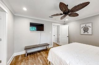 Beach Cottage - 3